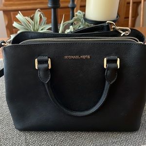 Michael Kors Hand bag with cross body strap